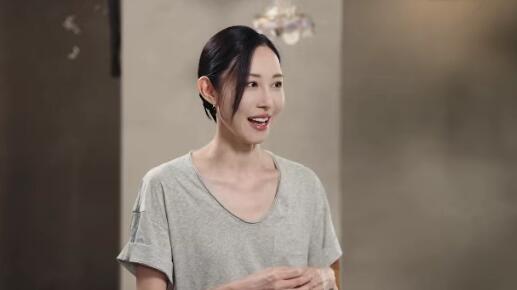 歌舞团演员朱洁静自曝罹患乳腺癌 放化疗25次